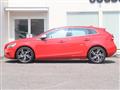 2020 Volvo V40