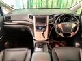 2014 Toyota Alphard Hybrid