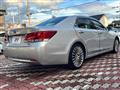 2016 Toyota Crown Majesta