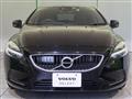 2017 Volvo V40