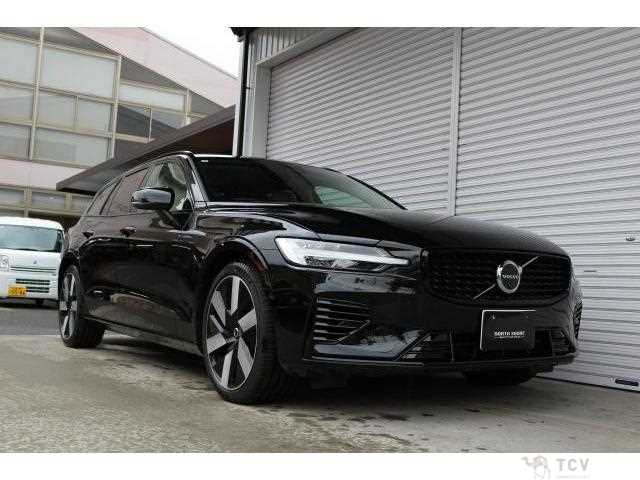 2025 Volvo V60