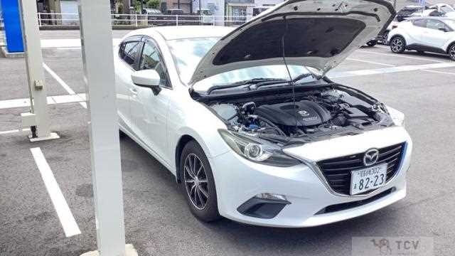 2015 Mazda Axela