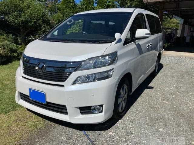 2013 Toyota Vellfire