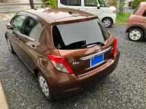 2011 Toyota Vitz