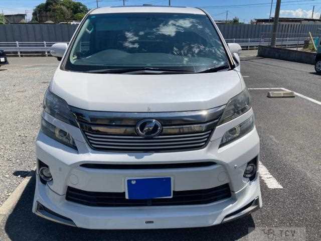 2013 Toyota Vellfire