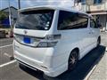2013 Toyota Vellfire