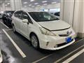 2013 Toyota PRIUS α