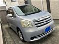2009 Toyota Noah