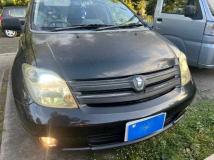 2004 Toyota IST