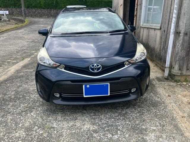 2016 Toyota PRIUS α