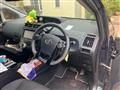 2016 Toyota PRIUS α