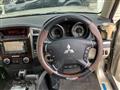 2014 Mitsubishi Pajero