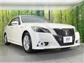 2013 Toyota Crown Hybrid