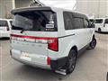 2022 Mitsubishi Delica D5
