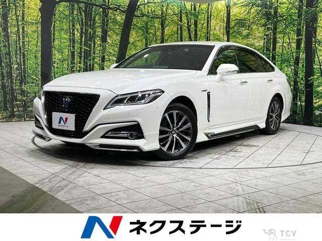 2018 Toyota Crown Hybrid
