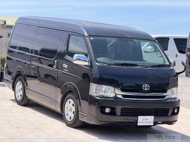 2009 Toyota Hiace Van