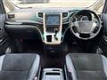 2014 Toyota Vellfire