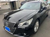 2014 Toyota Crown
