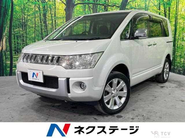 2011 Mitsubishi Delica D5