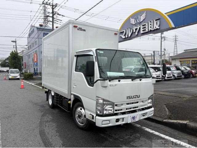 2012 Isuzu Elf Truck