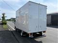 2010 Isuzu Elf Truck
