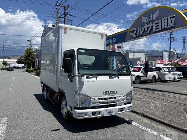 2016 Isuzu Elf Truck