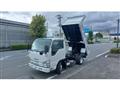 2013 Isuzu Elf Truck