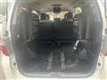 2013 Toyota Alphard G