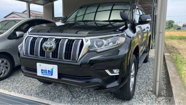 2018 Toyota Land Cruiser Prado