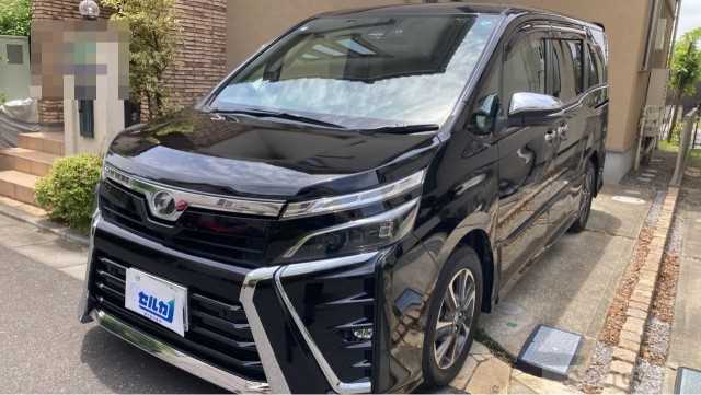 2019 Toyota Voxy