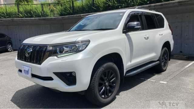 2022 Toyota Land Cruiser Prado