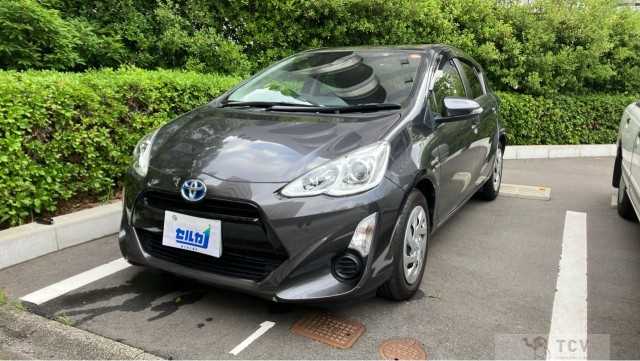 2016 Toyota AQUA
