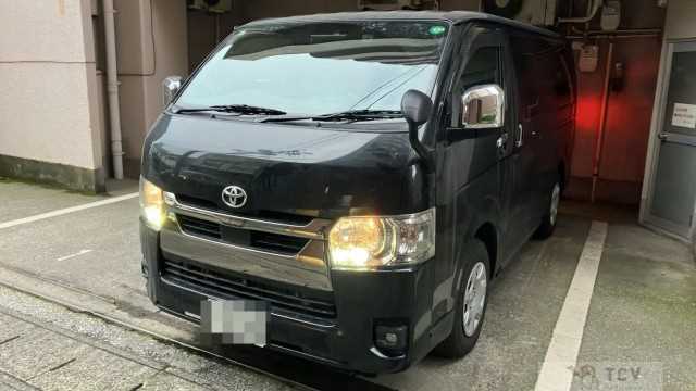 2022 Toyota Hiace Van
