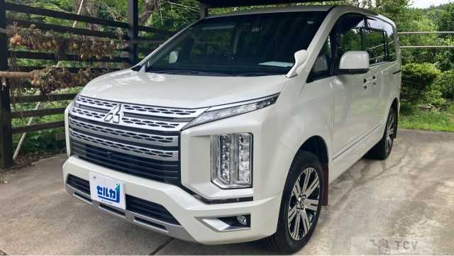 2019 Mitsubishi Delica D5