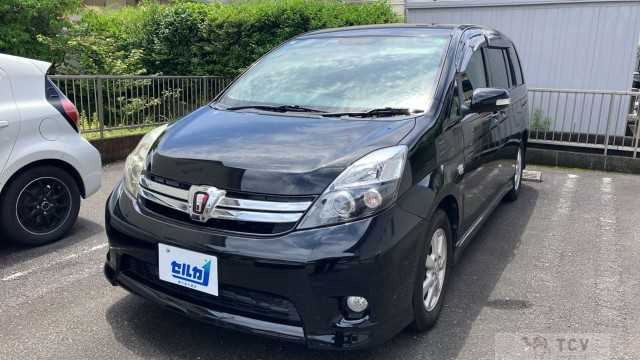 2013 Toyota Isis