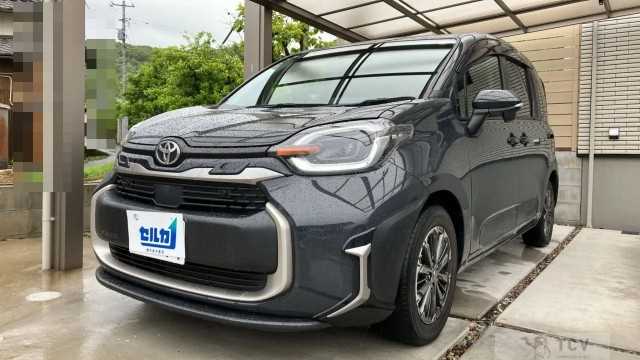 2022 Toyota Sienta