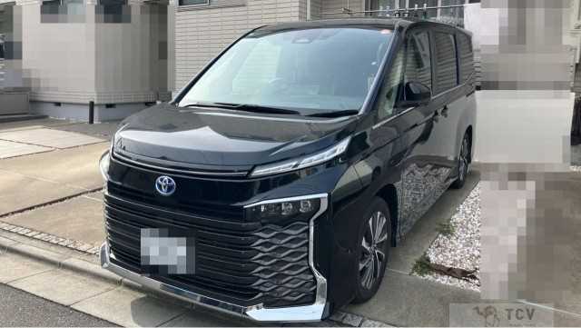 2025 Toyota Voxy