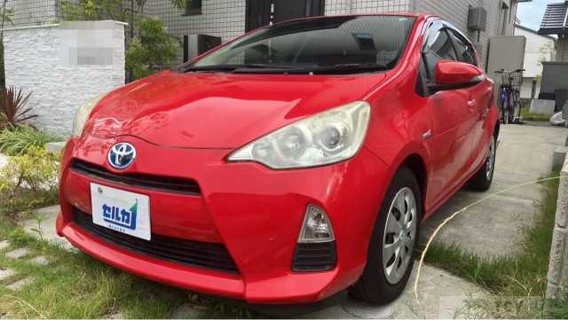 2013 Toyota AQUA