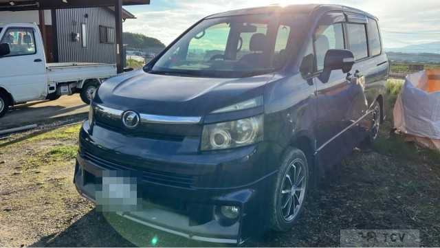 2007 Toyota Voxy