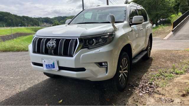2020 Toyota Land Cruiser Prado