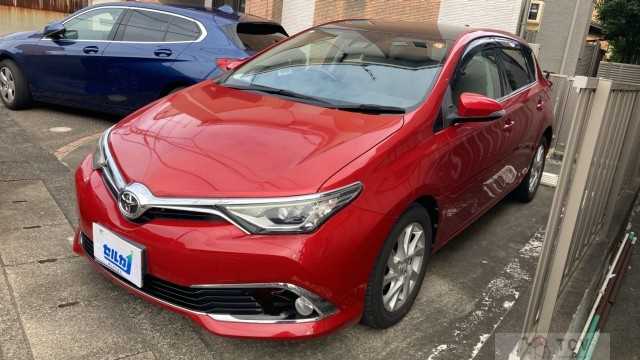2016 Toyota Auris