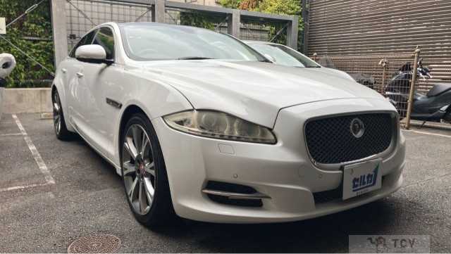 2013 Jaguar XJ Series