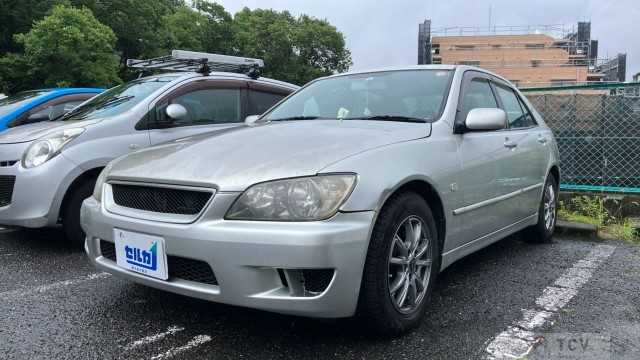 2005 Toyota Altezza