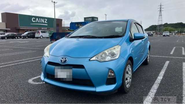 2013 Toyota AQUA