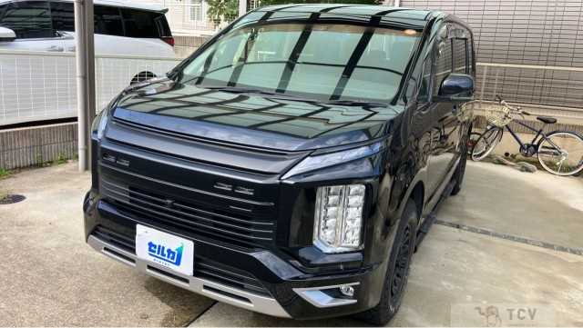 2024 Mitsubishi Delica D5