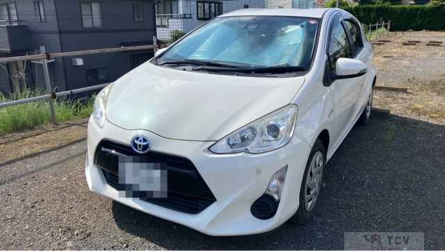 2016 Toyota AQUA