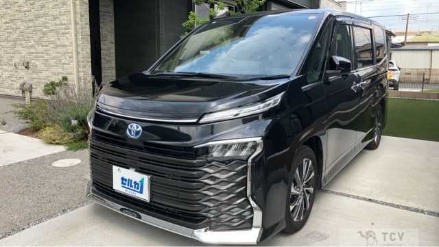 2025 Toyota Voxy