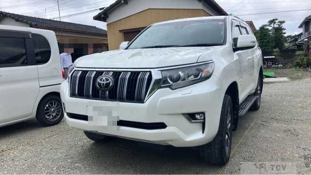 2021 Toyota Land Cruiser Prado