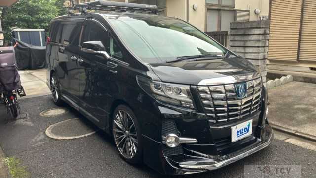 2015 Toyota Alphard Hybrid