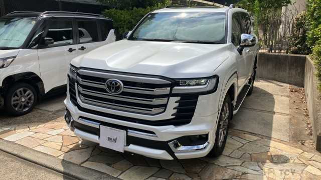 2025 Toyota Land Cruiser